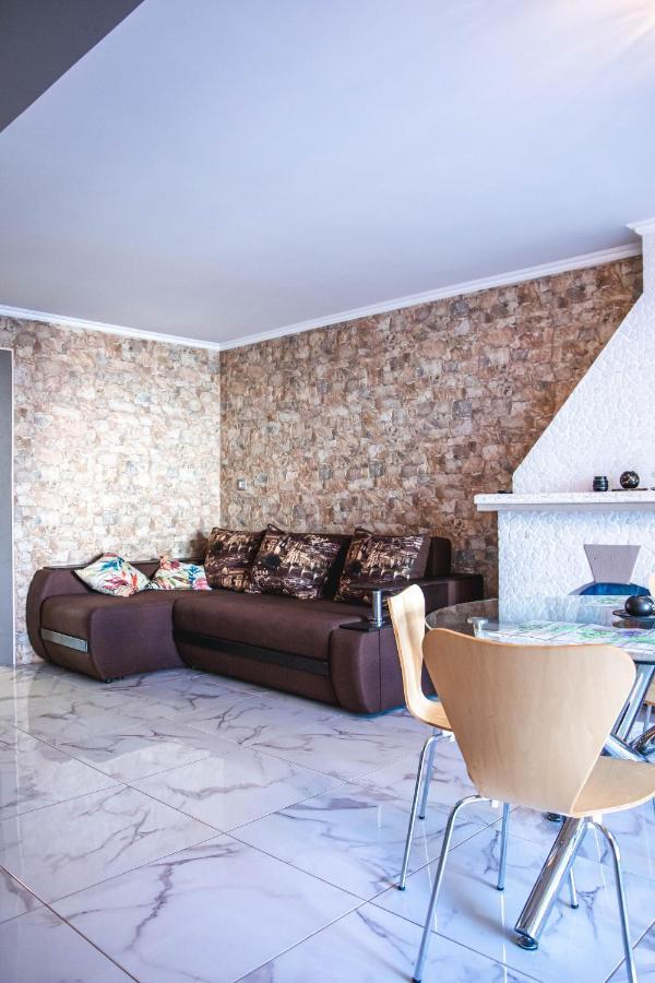Apartments Relax 살루 외부 사진